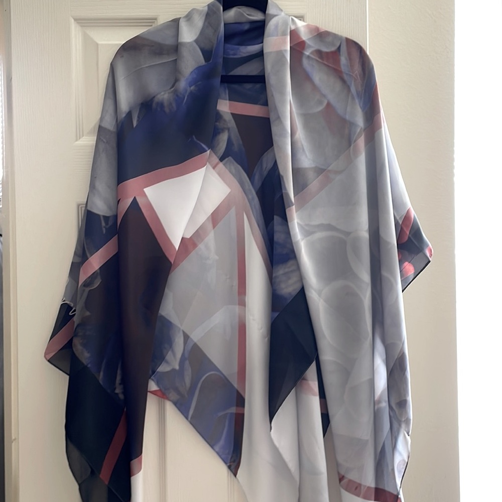 Arwen silk-satan square hijab 150cm x 150cm large hijab